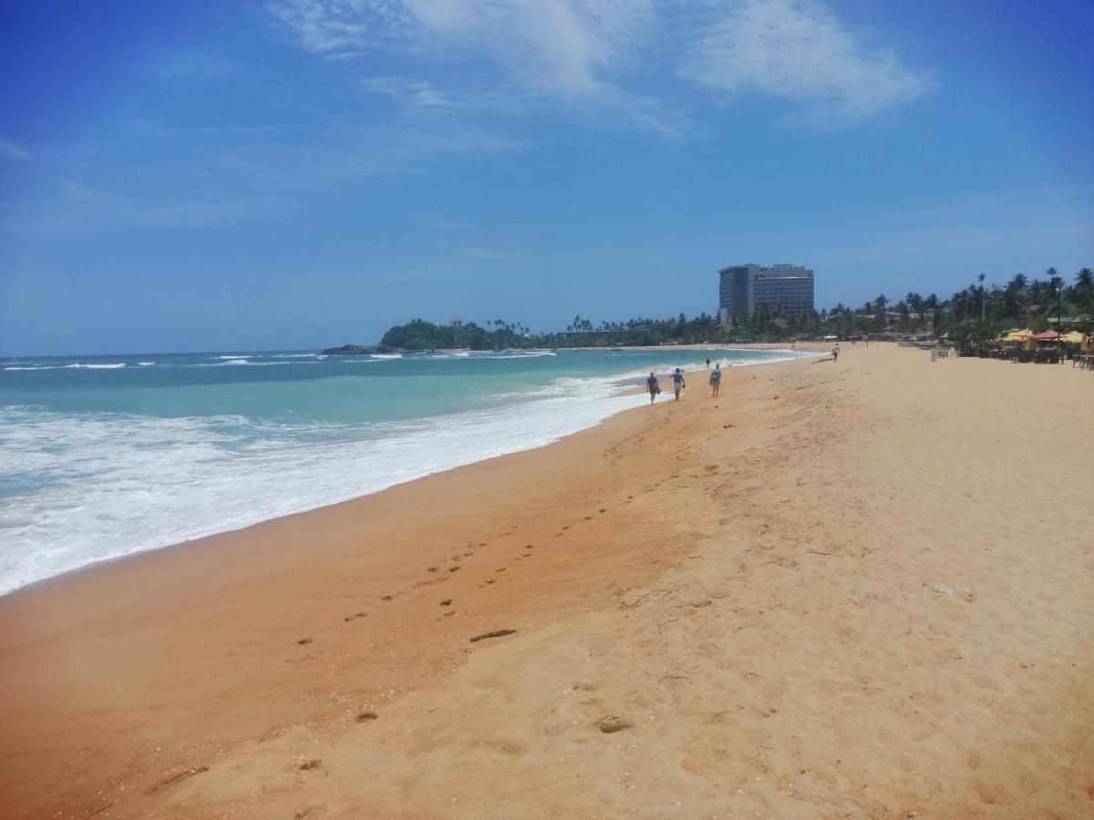 Rainbowswell Beach Resort Unawatuna Exterior photo